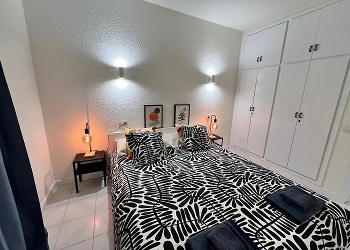 Apartment Seaview And Sunset Cristianos